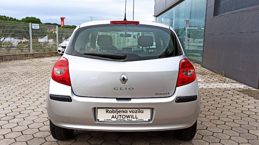 RABLJENO VOZILO RENAULT CLIO 1,5 DCI DIESEL 27199