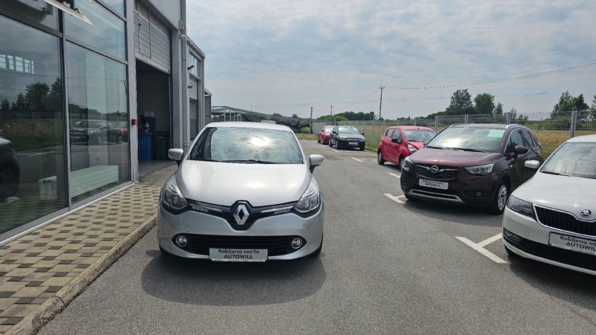 RABLJENO VOZILO RENAULT CLIO 1,5 DCI Mehanički mjenjač DIESEL 224416