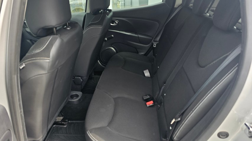 RABLJENO VOZILO RENAULT CLIO 1,5 DCI Mehanički mjenjač DIESEL 224416