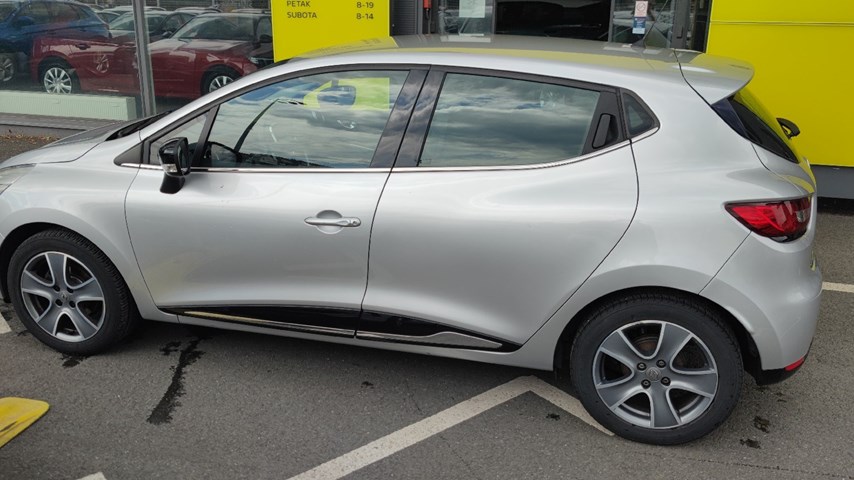 RABLJENO VOZILO RENAULT CLIO 1,5 DCI Mehanički mjenjač DIESEL 224311