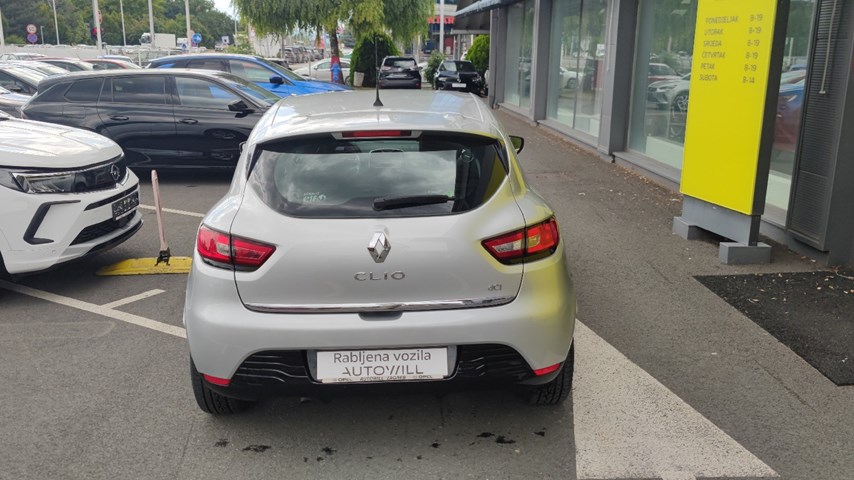RABLJENO VOZILO RENAULT CLIO 1,5 DCI Mehanički mjenjač DIESEL 224311