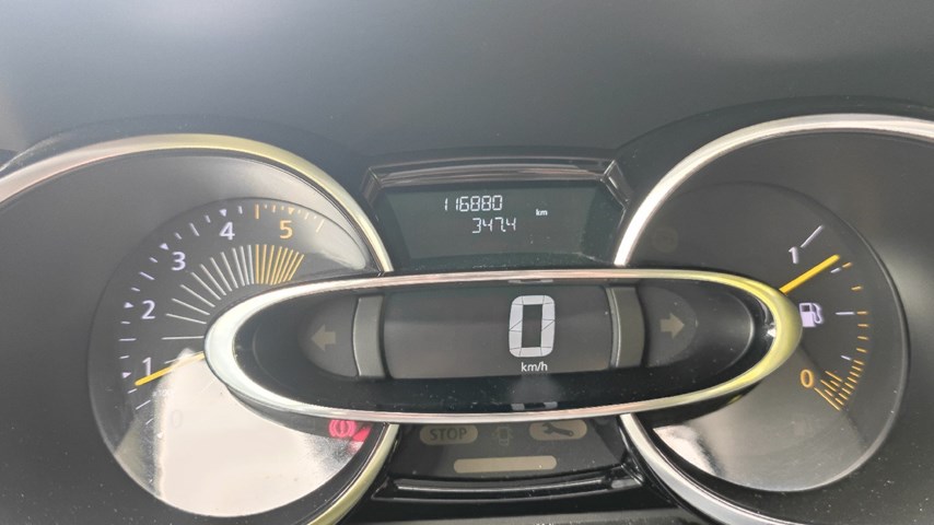 RABLJENO VOZILO RENAULT CLIO 1,5 DCI Mehanički mjenjač DIESEL 224311