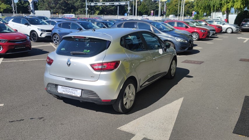 RABLJENO VOZILO RENAULT CLIO 1,5 DCI Mehanički mjenjač DIESEL 224416
