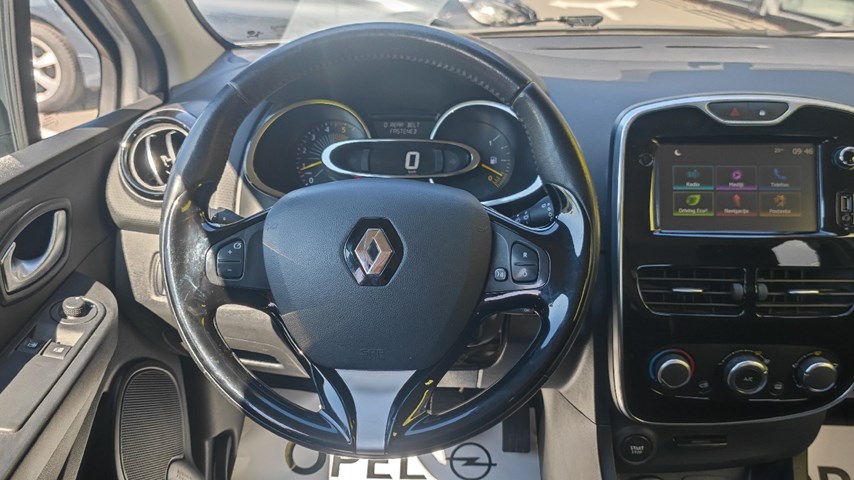 RABLJENO VOZILO RENAULT CLIO 1,5 DCI Mehanički mjenjač DIESEL 224416