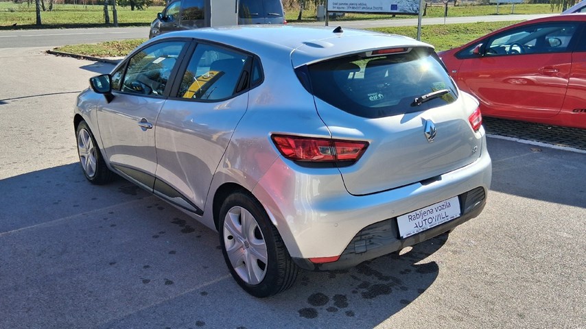 RABLJENO VOZILO RENAULT CLIO 1,5 DCI Mehanički mjenjač DIESEL 224416