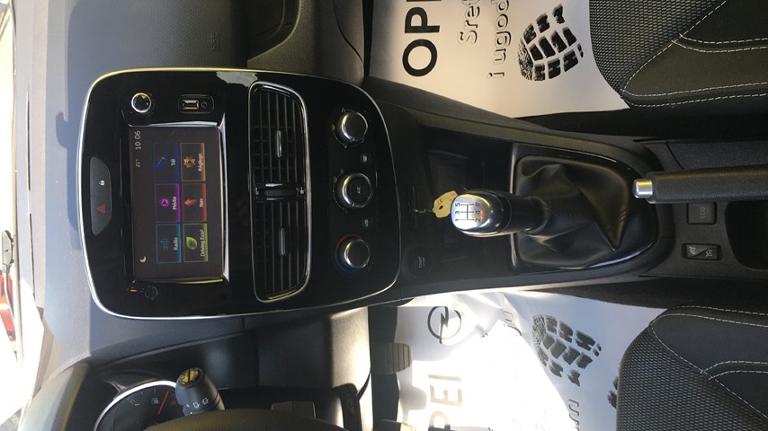 RABLJENO VOZILO RENAULT CLIO DCI 90 ENERGY INTENS Mehanički mjenjač DIESEL 223233