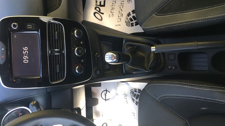 RABLJENO VOZILO RENAULT CLIO DCI 90 ENERGY INTENS Mehanički mjenjač DIESEL 223234