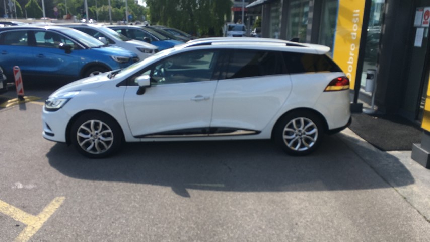 RABLJENO VOZILO RENAULT CLIO GRANDTOUR DCI 90 INTENS DIESEL 222737