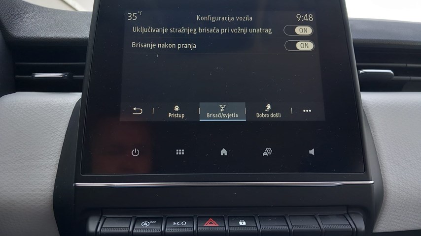RABLJENO VOZILO RENAULT CLIO LIMITED TCE 90 Mehanički mjenjač BENZIN 224098