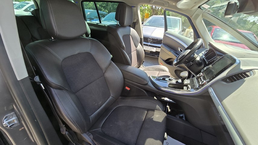 RABLJENO VOZILO RENAULT ESPACE DCI 160 Automatski mjenjač DIESEL 27400