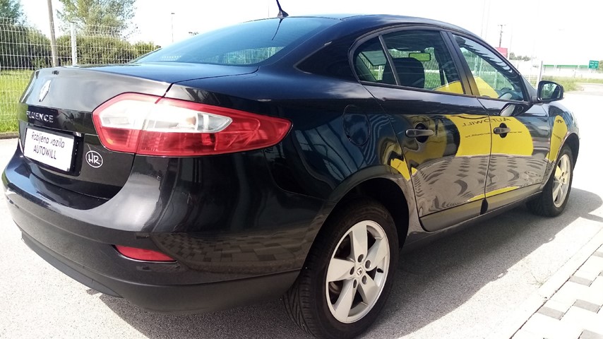 RABLJENO VOZILO RENAULT FLUENCE AUTHENTIQUE 1,6 Mehanički mjenjač BENZIN 223300