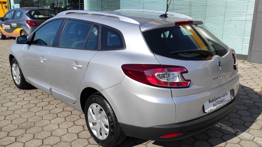 RABLJENO VOZILO RENAULT MEGANE 1,5 DCI DIESEL 27223