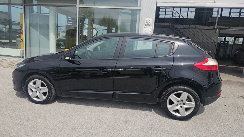 RABLJENO VOZILO RENAULT MEGANE 1,5 DCI Mehanički mjenjač DIESEL 224676