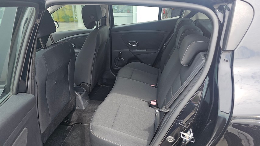 RABLJENO VOZILO RENAULT MEGANE 1,5 DCI Mehanički mjenjač DIESEL 224676