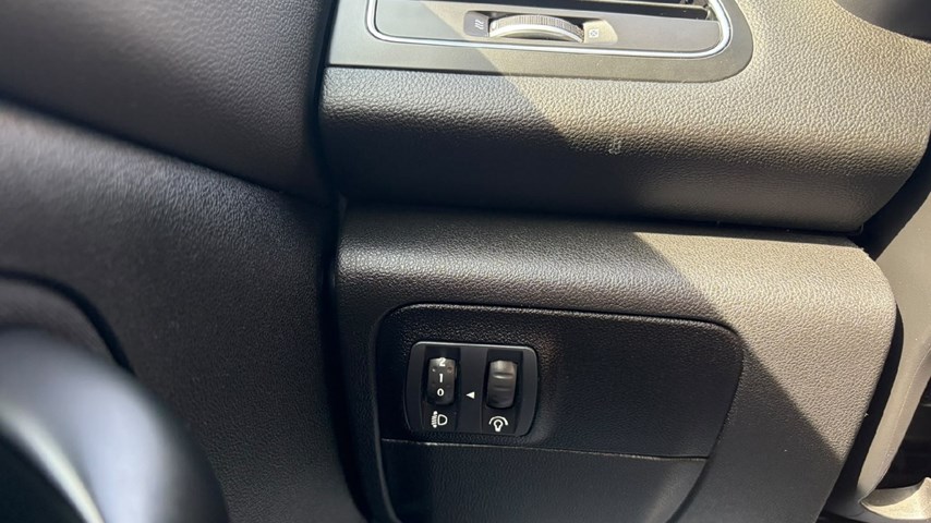 RABLJENO VOZILO RENAULT MEGANE 1,5 DCI Mehanički mjenjač DIESEL 20931