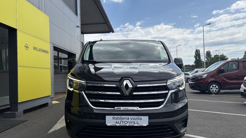 RABLJENO VOZILO RENAULT TRAFIC 2,0 DCI GRAND INTENS Mehanički mjenjač DIESEL 224611