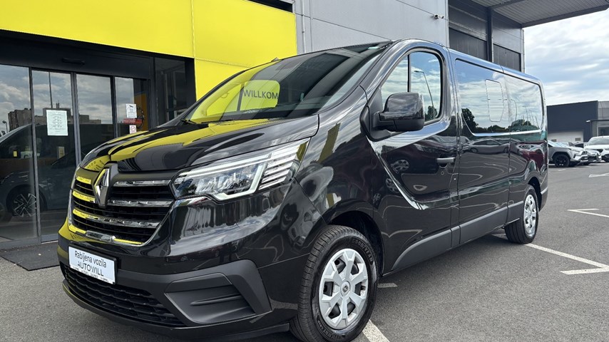 RABLJENO VOZILO RENAULT TRAFIC 2,0 DCI GRAND INTENS Mehanički mjenjač DIESEL 224611