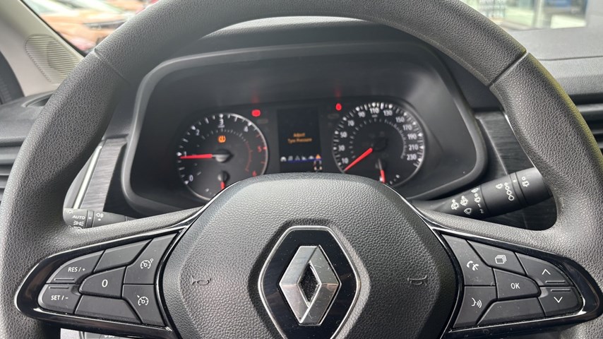RABLJENO VOZILO RENAULT TRAFIC 2,0 DCI GRAND INTENS Mehanički mjenjač DIESEL 224611