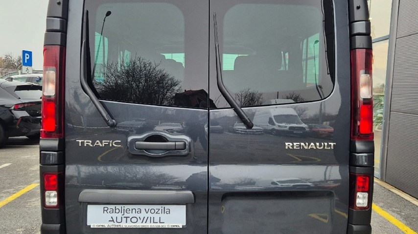 RABLJENO VOZILO RENAULT TRAFIC 2,0 DCI GRAND ZEN Mehanički mjenjač DIESEL 224609