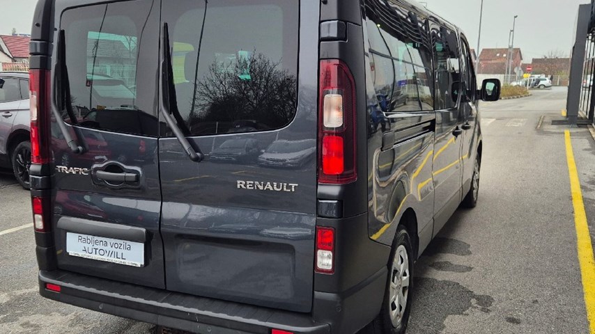 RABLJENO VOZILO RENAULT TRAFIC 2,0 DCI GRAND ZEN Mehanički mjenjač DIESEL 224609