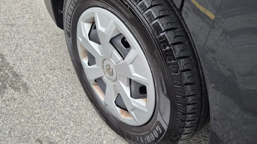 RABLJENO VOZILO RENAULT TRAFIC 2,0 DCI GRAND ZEN Mehanički mjenjač DIESEL 224609