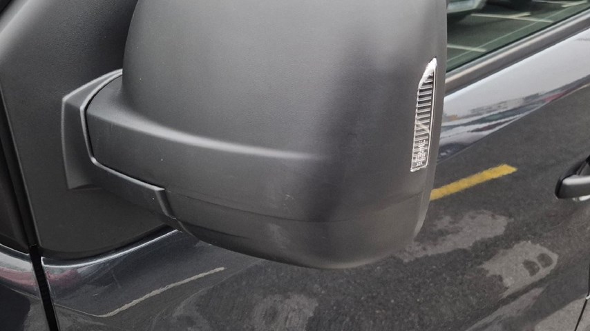 RABLJENO VOZILO RENAULT TRAFIC 2,0 DCI GRAND ZEN Mehanički mjenjač DIESEL 224609