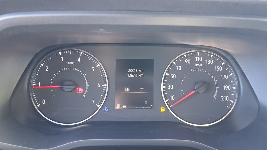 RABLJENO VOZILO RENAULT TRAFIC 2,0 DCI GRAND ZEN Mehanički mjenjač DIESEL 224605