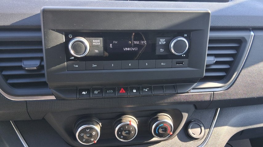 RABLJENO VOZILO RENAULT TRAFIC 2,0 DCI GRAND ZEN Mehanički mjenjač DIESEL 224605