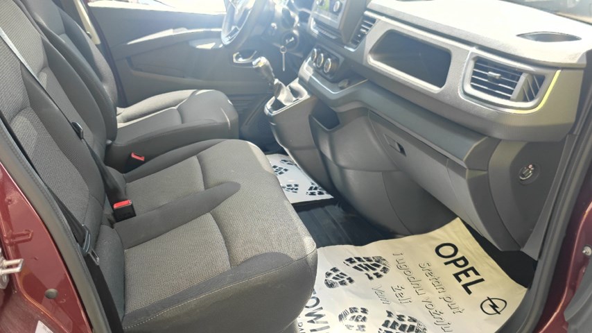 RABLJENO VOZILO RENAULT TRAFIC 2,0 DCI GRAND ZEN Mehanički mjenjač DIESEL 224610