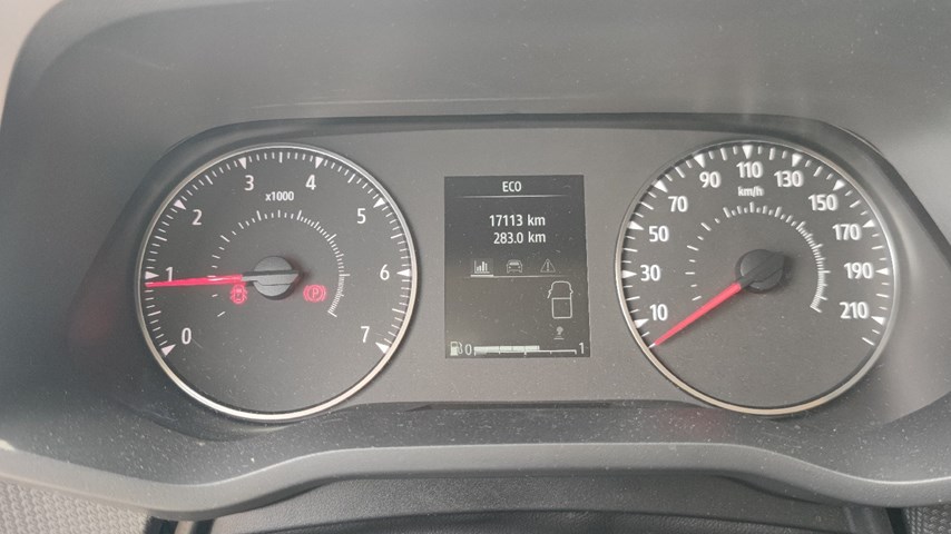 RABLJENO VOZILO RENAULT TRAFIC 2,0 DCI GRAND ZEN Mehanički mjenjač DIESEL 224610