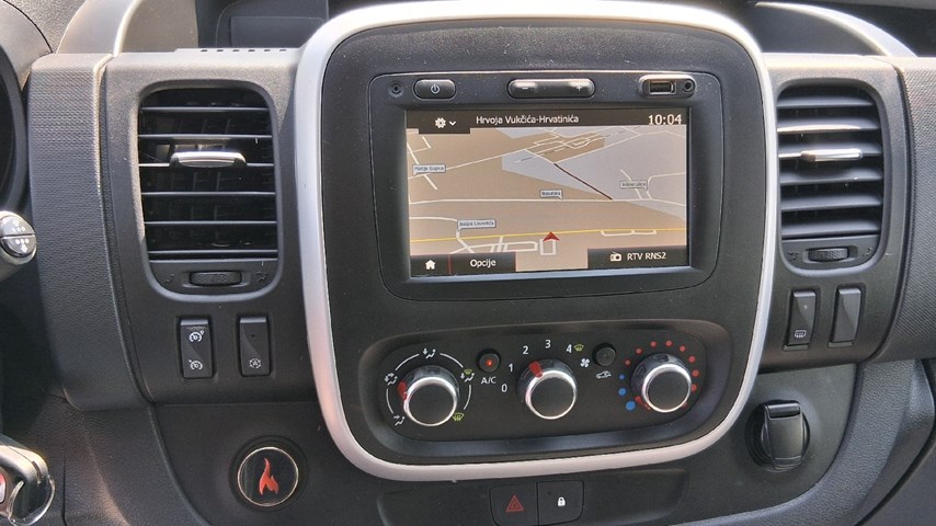 RABLJENO VOZILO RENAULT TRAFIC 2,0 DCI Mehanički mjenjač DIESEL 65718