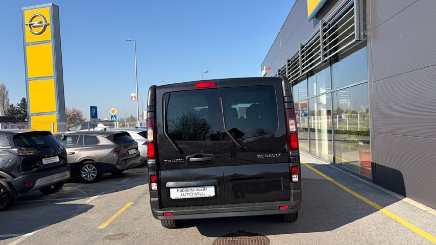 RABLJENO VOZILO RENAULT TRAFIC 2,0 DCI ZEN Mehanički mjenjač DIESEL 224608