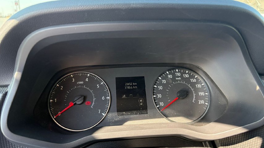 RABLJENO VOZILO RENAULT TRAFIC 2,0 DCI ZEN Mehanički mjenjač DIESEL 224608