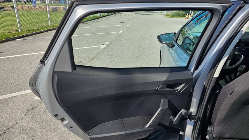RABLJENO VOZILO SEAT IBIZA C-556003. 1,0 I Mehanički mjenjač BENZIN 224471