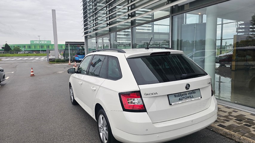 RABLJENO VOZILO ŠKODA FABIA 1,0 Automatski mjenjač BENZIN 224411