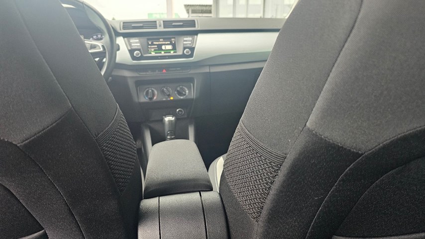 RABLJENO VOZILO ŠKODA FABIA 1,0 Automatski mjenjač BENZIN 224411