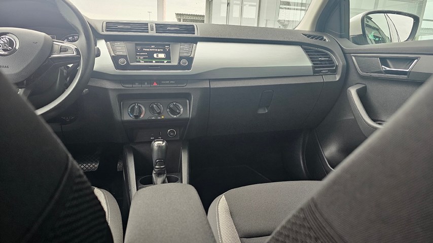 RABLJENO VOZILO ŠKODA FABIA 1,0 Automatski mjenjač BENZIN 224411