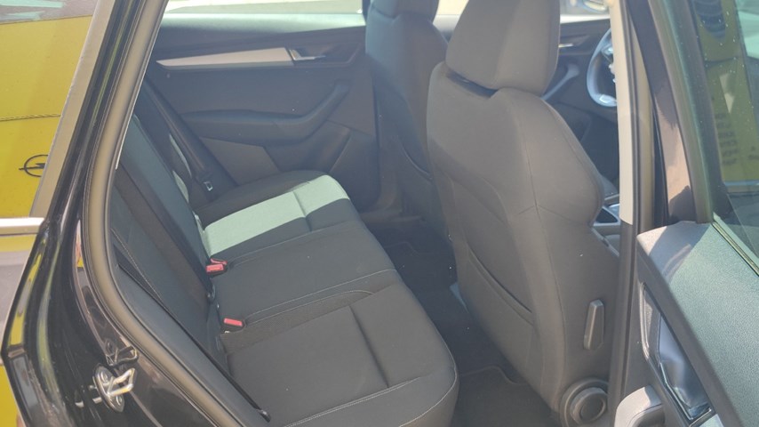 RABLJENO VOZILO ŠKODA KAROQ 2,0 TDI AT Automatski mjenjač DIESEL 100238