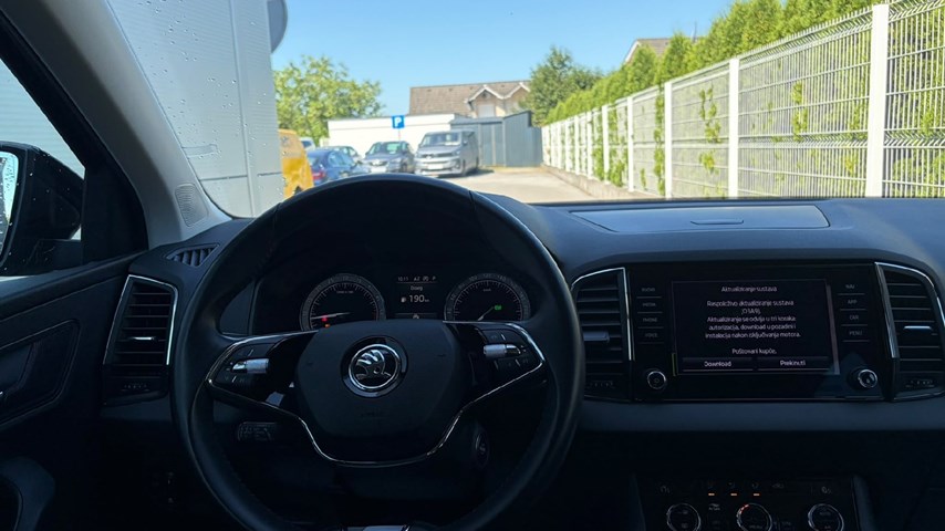 RABLJENO VOZILO ŠKODA KAROQ 2,0 TDI AT Automatski mjenjač DIESEL 100238