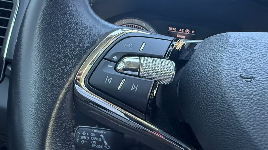 RABLJENO VOZILO ŠKODA KAROQ 2,0 TDI AT Automatski mjenjač DIESEL 100238