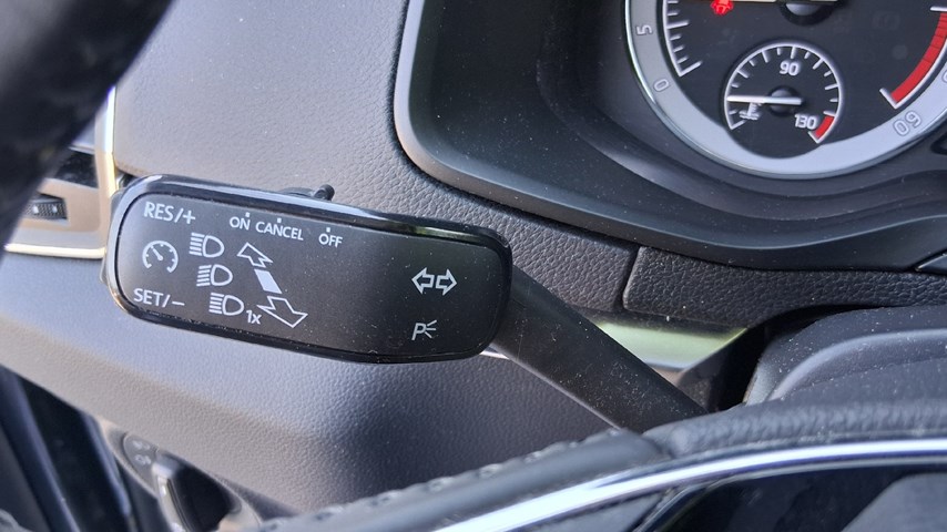 RABLJENO VOZILO ŠKODA KAROQ 2,0 TDI Mehanički mjenjač DIESEL 100239