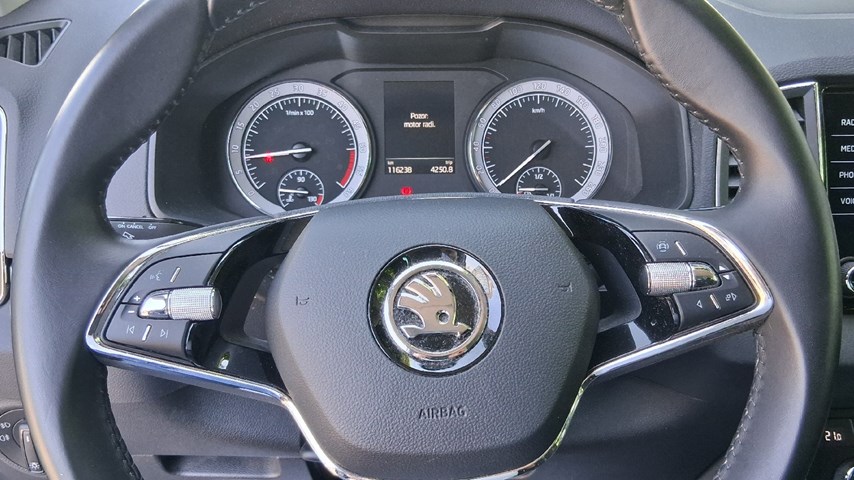 RABLJENO VOZILO ŠKODA KAROQ 2,0 TDI Mehanički mjenjač DIESEL 100239