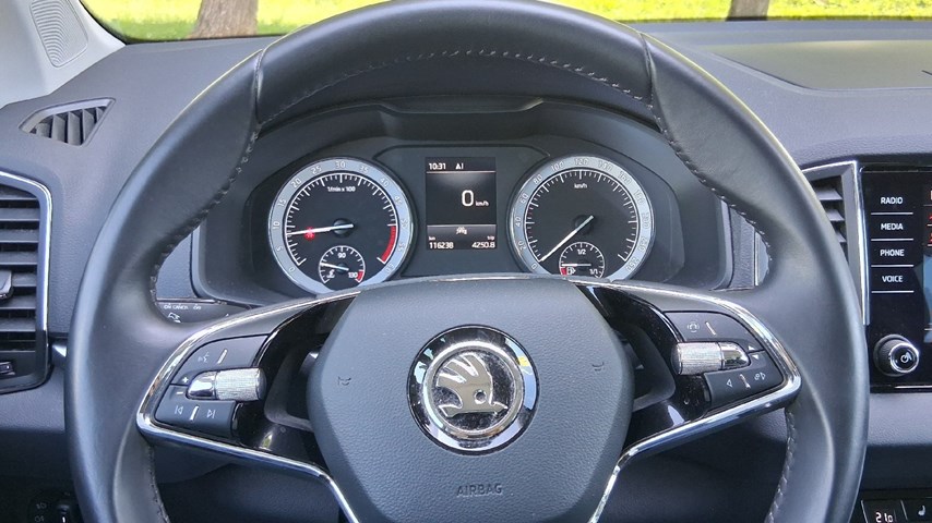 RABLJENO VOZILO ŠKODA KAROQ 2,0 TDI Mehanički mjenjač DIESEL 100239