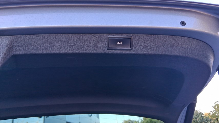 RABLJENO VOZILO ŠKODA KAROQ CLEVER 2,0 TDI AT Automatski mjenjač DIESEL 100244