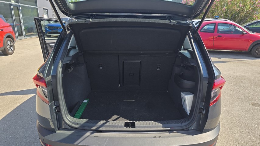 RABLJENO VOZILO ŠKODA KAROQ EXECUTIVE 2,0 TDI AT Automatski mjenjač DIESEL 100237