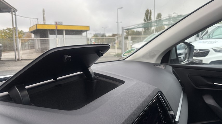 RABLJENO VOZILO ŠKODA KAROQ TOUR 2,0 TDI Mehanički mjenjač DIESEL 100249