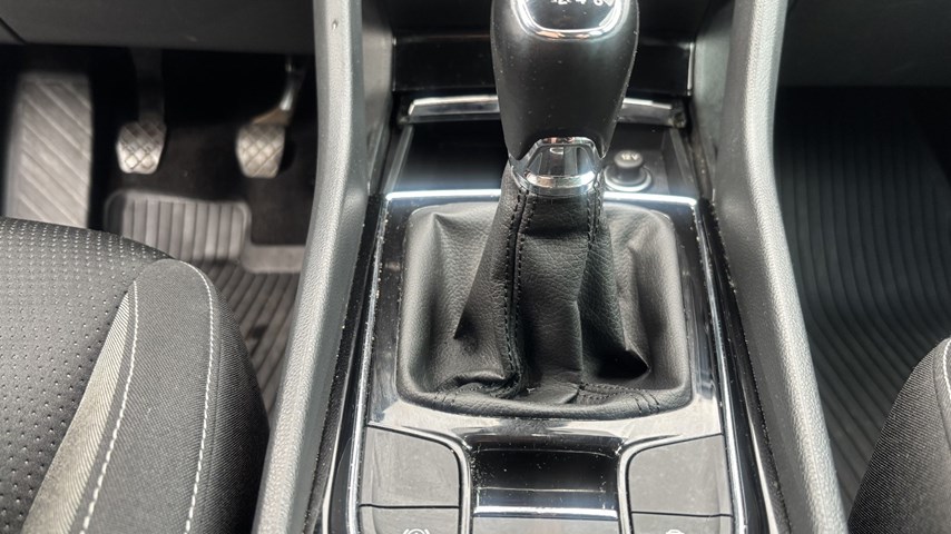 RABLJENO VOZILO ŠKODA KAROQ TOUR 2,0 TDI Mehanički mjenjač DIESEL 100249