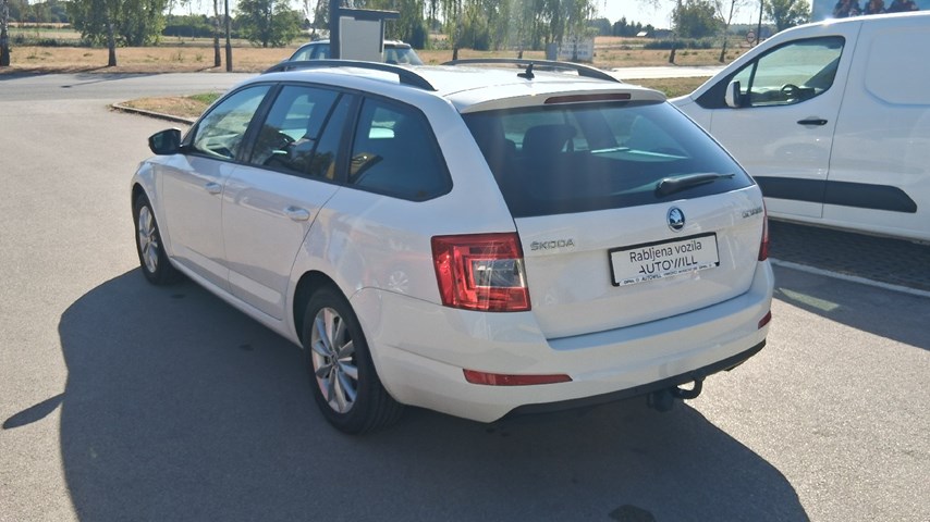 RABLJENO VOZILO ŠKODA OCTAVIA 1,6 TDI Mehanički mjenjač DIESEL 20932