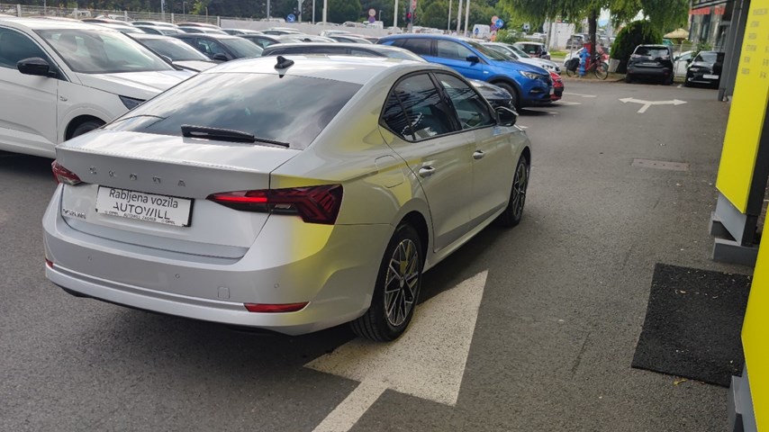 RABLJENO VOZILO ŠKODA OCTAVIA 2.0 Mehanički mjenjač DIESEL 224227