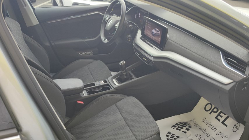 RABLJENO VOZILO ŠKODA OCTAVIA 2.0 Mehanički mjenjač DIESEL 224227